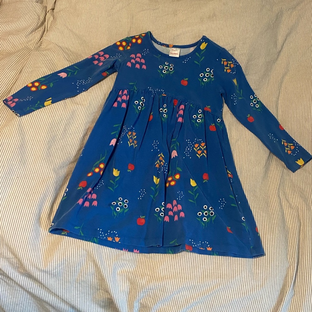 Hanna Anderson Girl’s size 6-7 play dress